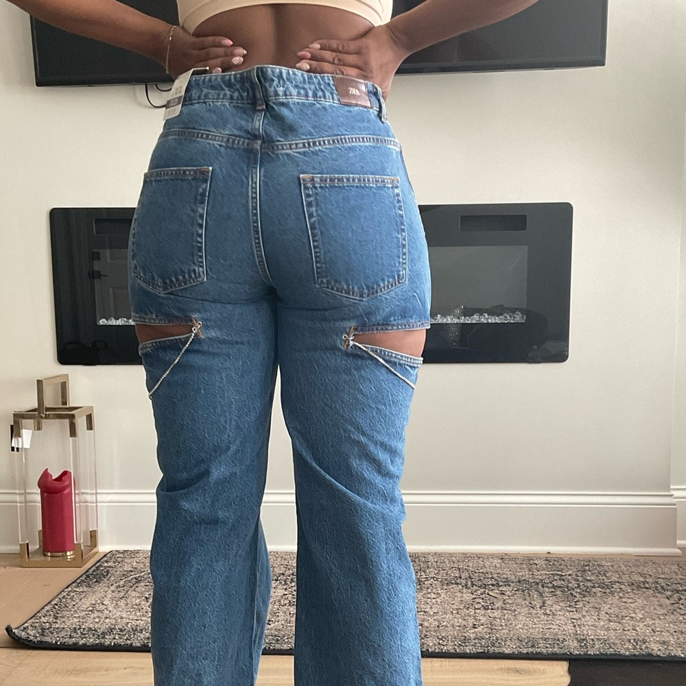Blue cut denim jeans from zara